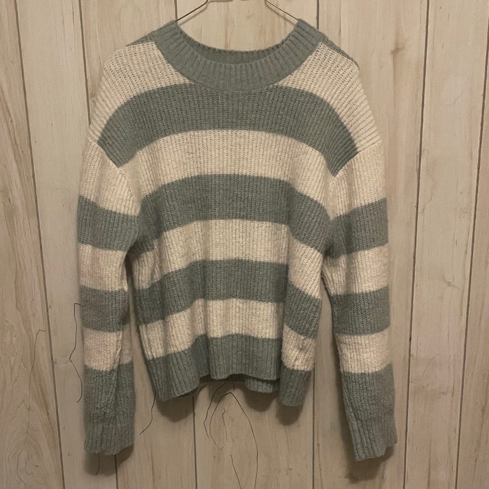 H&M Women's Sweater in Gray and Cream Stripes